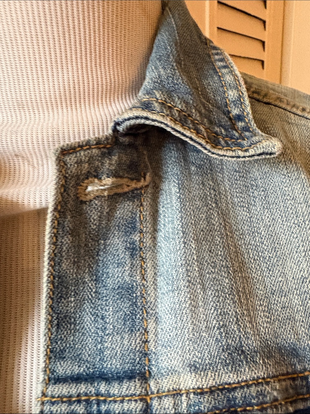 H&M Light Blue Denim Jean Jacket - Women's Button-Front - Picture 7 of 14